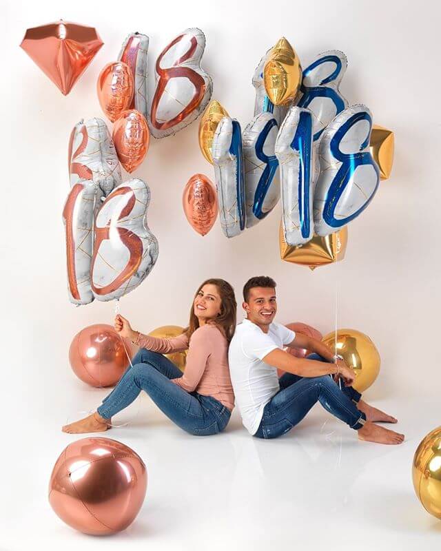 G31001GHB_Шар_(38_97_см)_Цифра_18_Мрамор_Калакатта_Синий_Голография_1_шт_2 blank